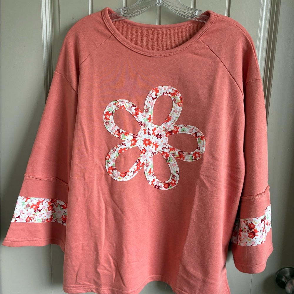 Women's Coral Long Sleeve Floral Applique Pullover